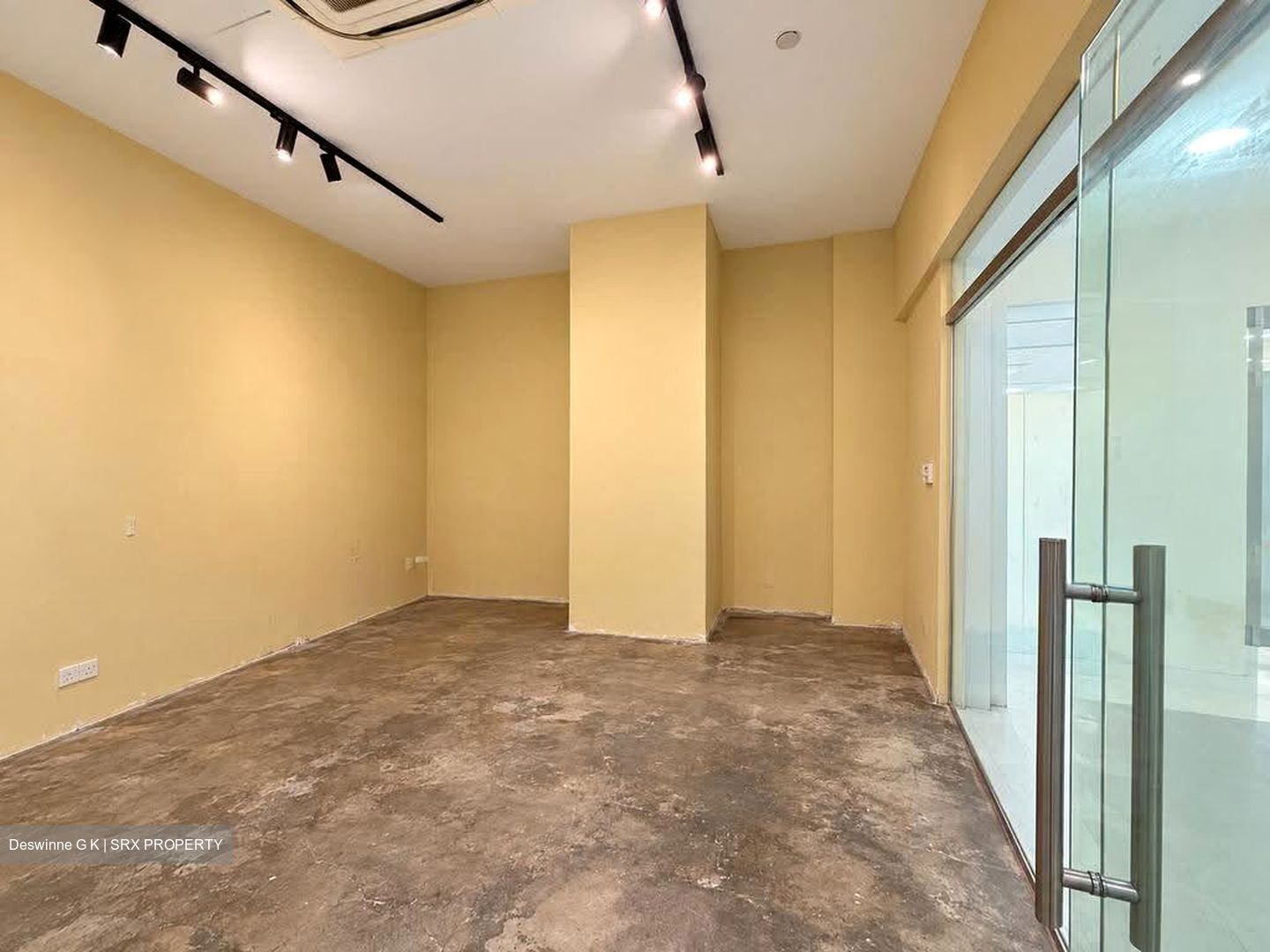 Novena Regency (D11), Shop House #617480061